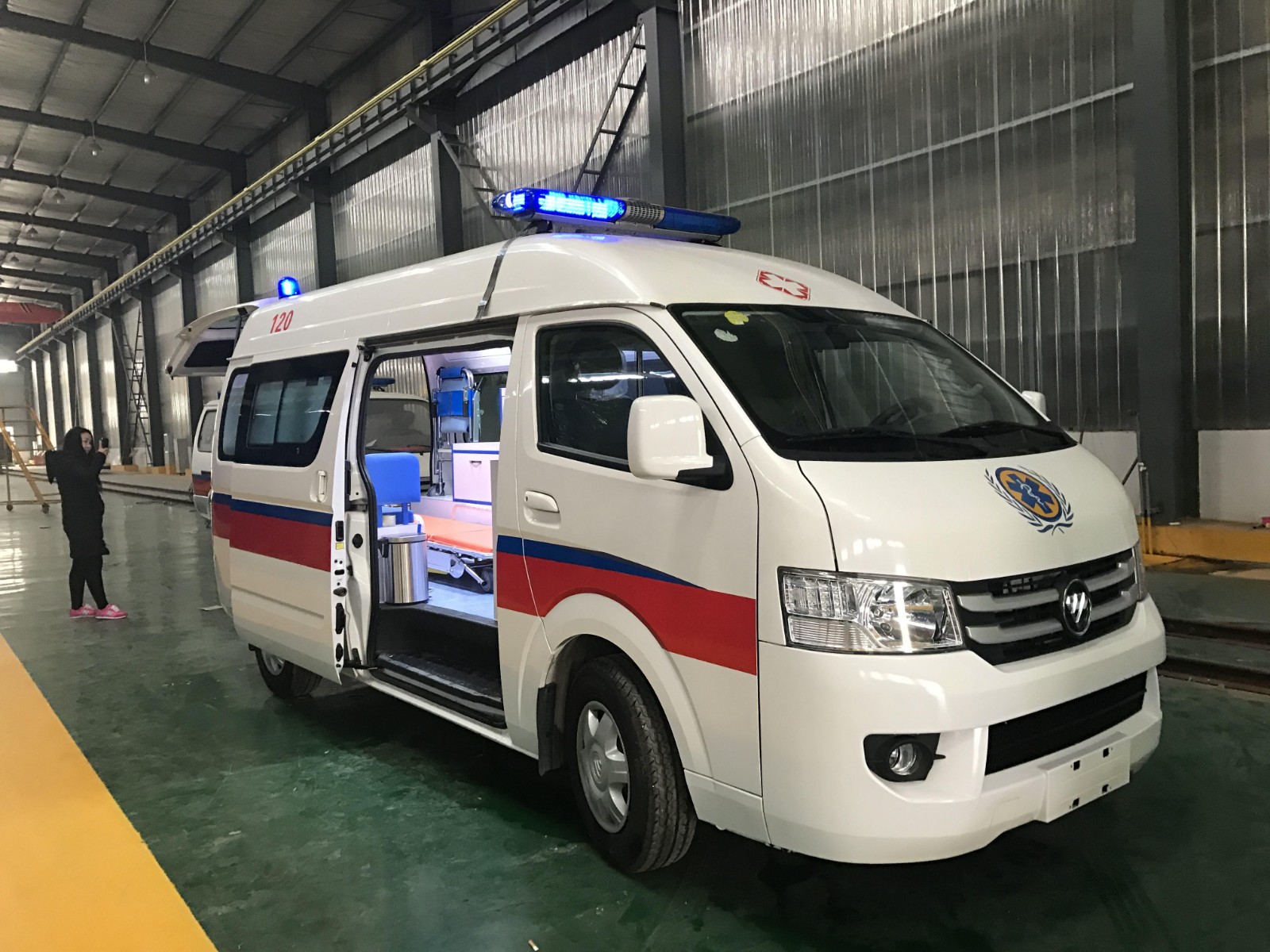定洁县救护车转院